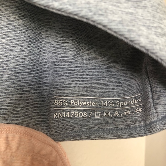 OUTDOOR VOICES crop top. - Picture 9 of 10